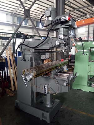 1370×254mm Table Head Milling Machine NSK P4 Bearing 4VC With Guideway Cover